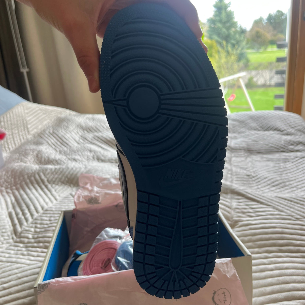 Shoe