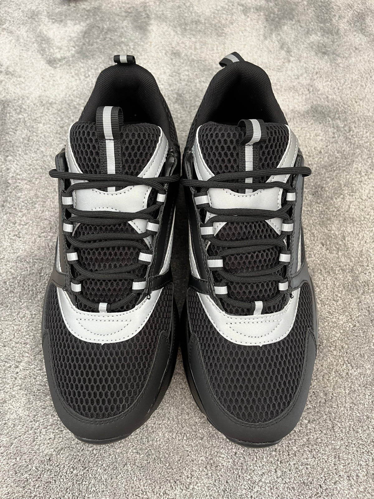 Shoe