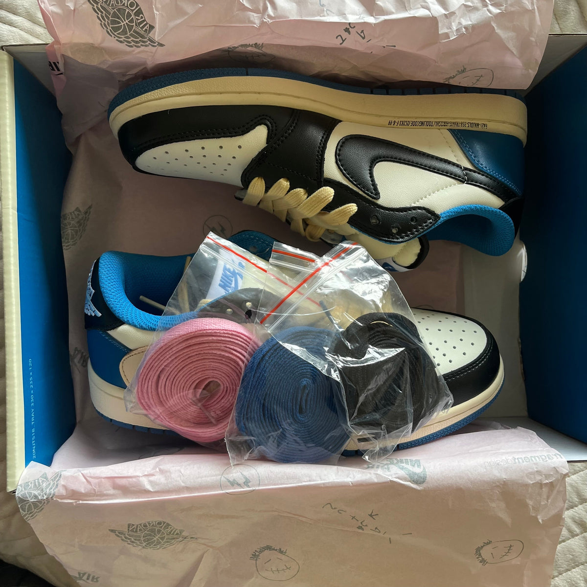 Shoe