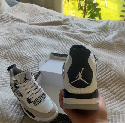 Shoe