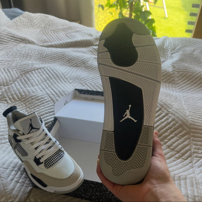 Shoe