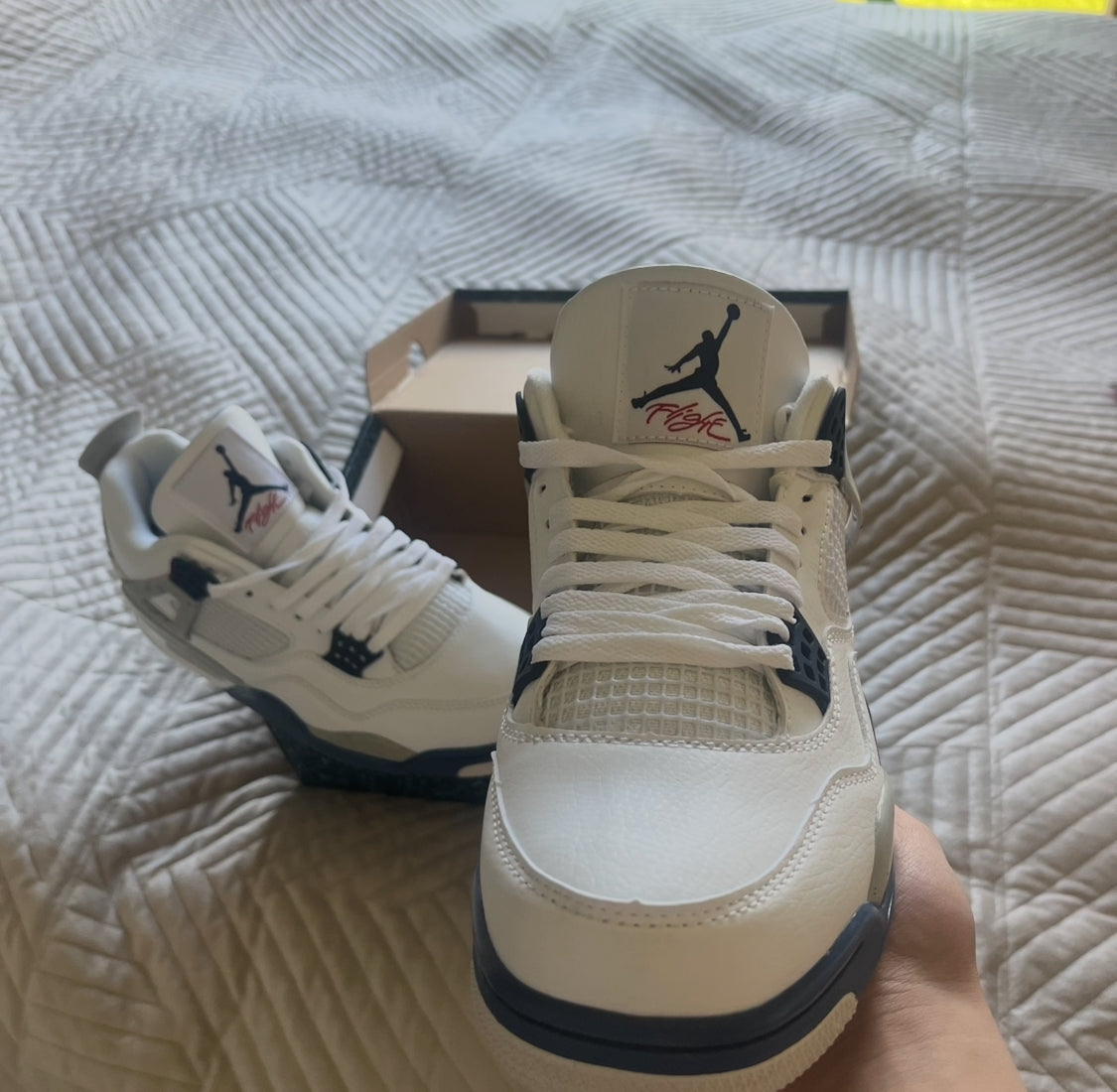 Shoe