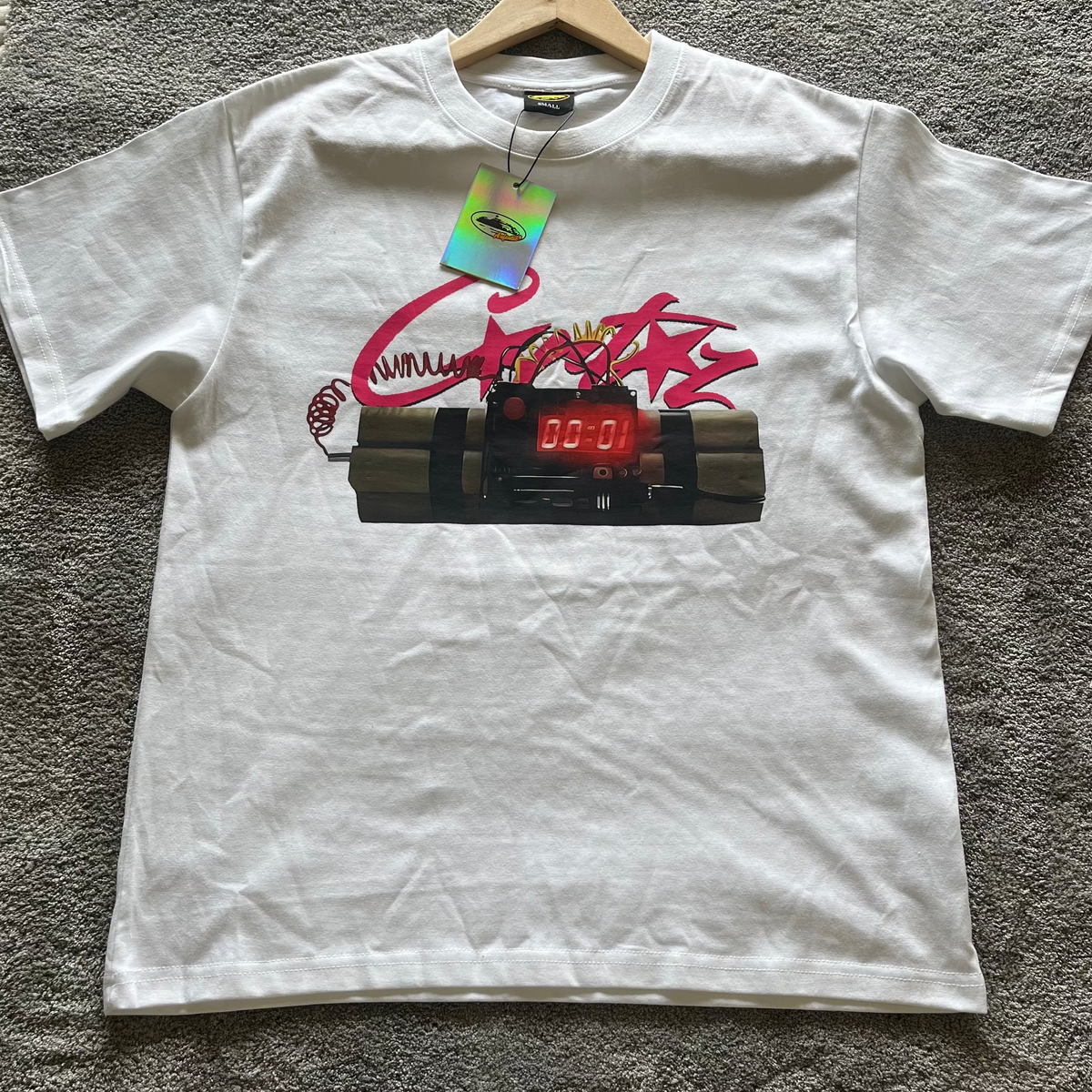 White t-shirt with graphic 