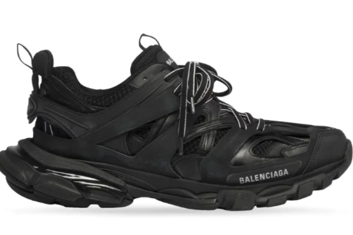 Shoe