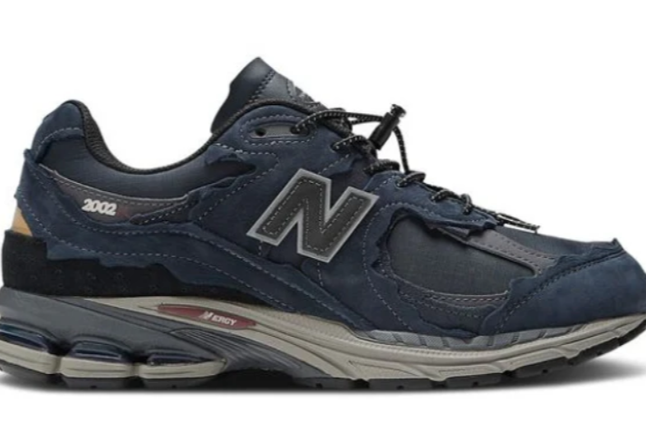Shoe
